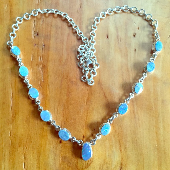 Gorgeous Opal necklace! NWT - Picture 3 of 8